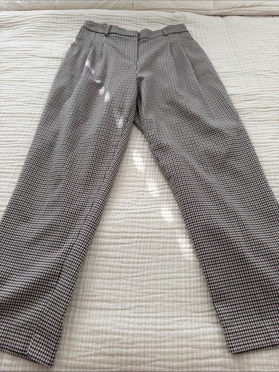 Cynthia Rowley Pants - Cynthia Rowley Black & White Houndstooth Pleated Trousers
